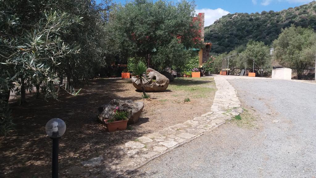 Bed and Breakfast Sumindulau Torre delle Stelle Exterior foto